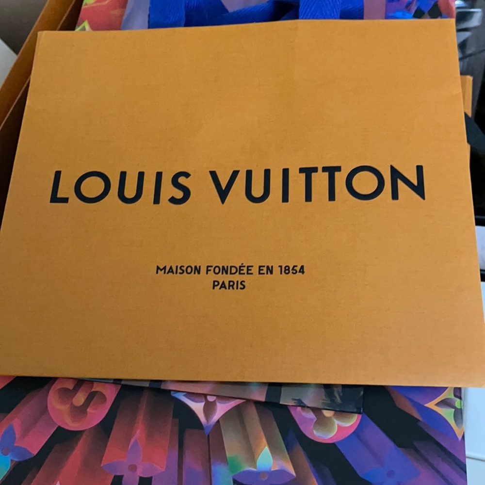 Louis Vuitton shopping bag 10x8.5x6